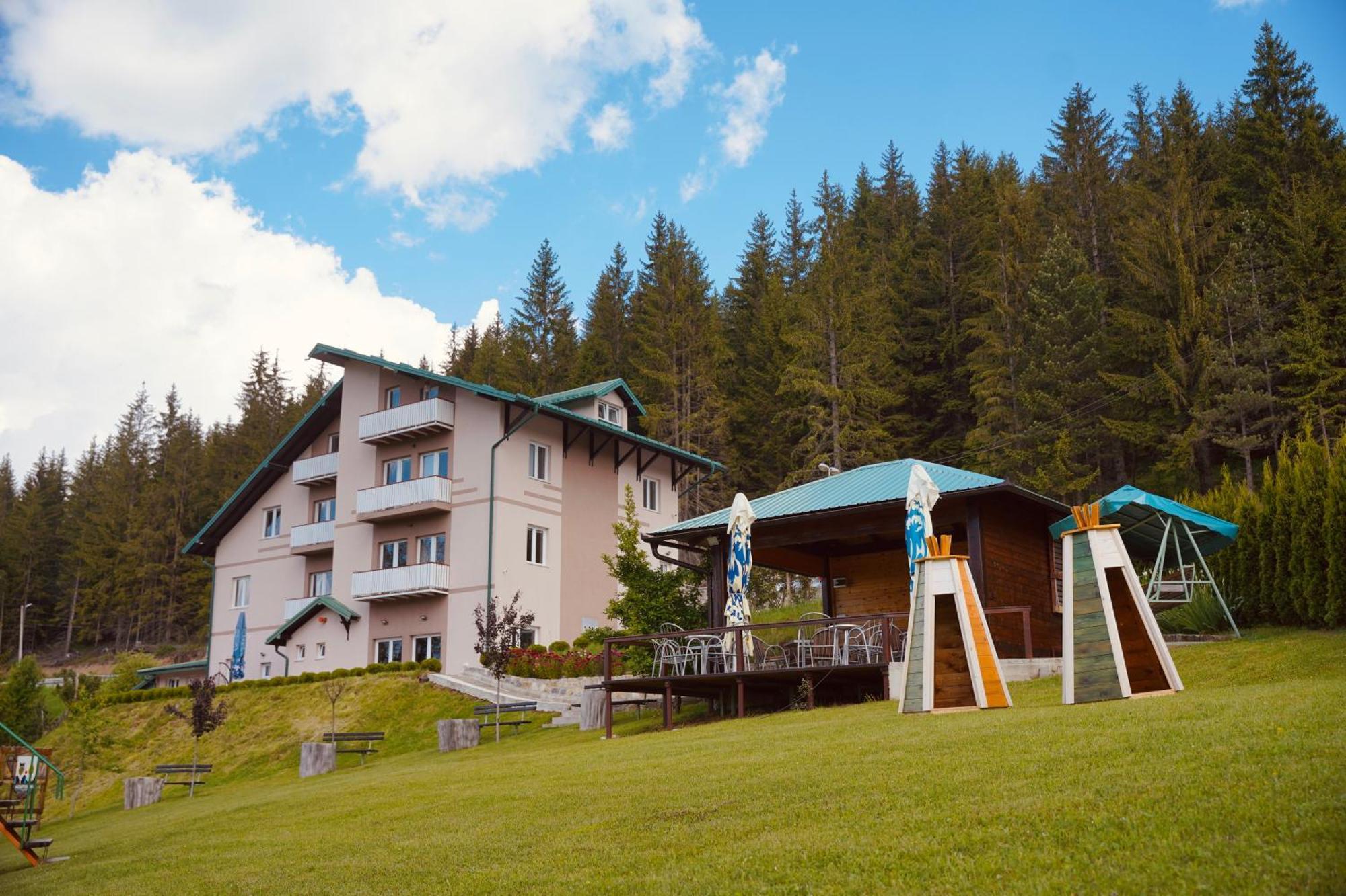 Zlatarska Kruna Nova Varoš Buitenkant foto