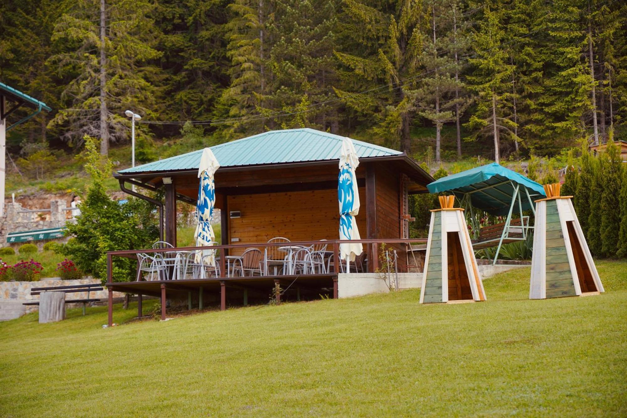 Zlatarska Kruna Nova Varoš Buitenkant foto