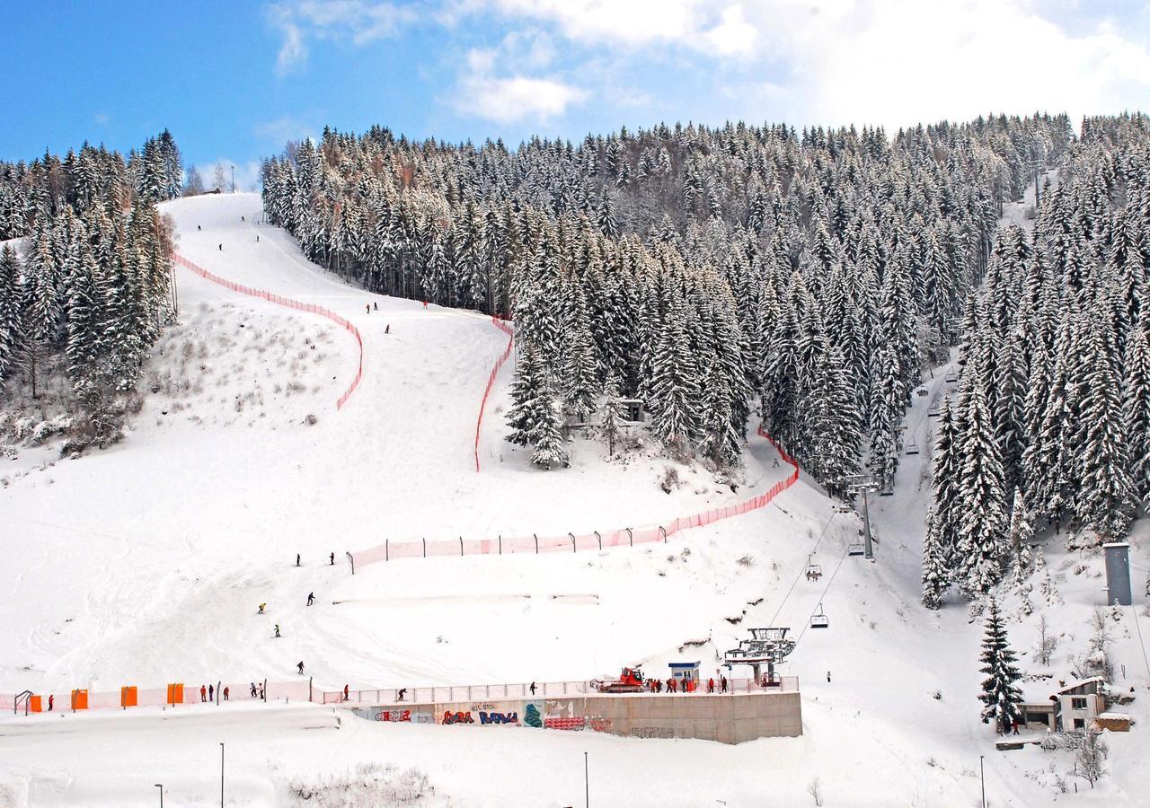 Zlatarska Kruna Nova Varoš Buitenkant foto